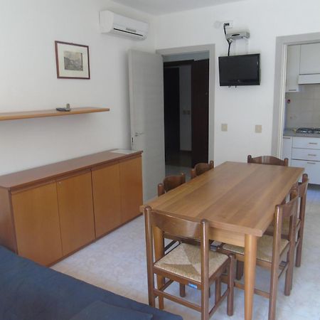 Villa Valeria Lignano Sabbiadoro Buitenkant foto