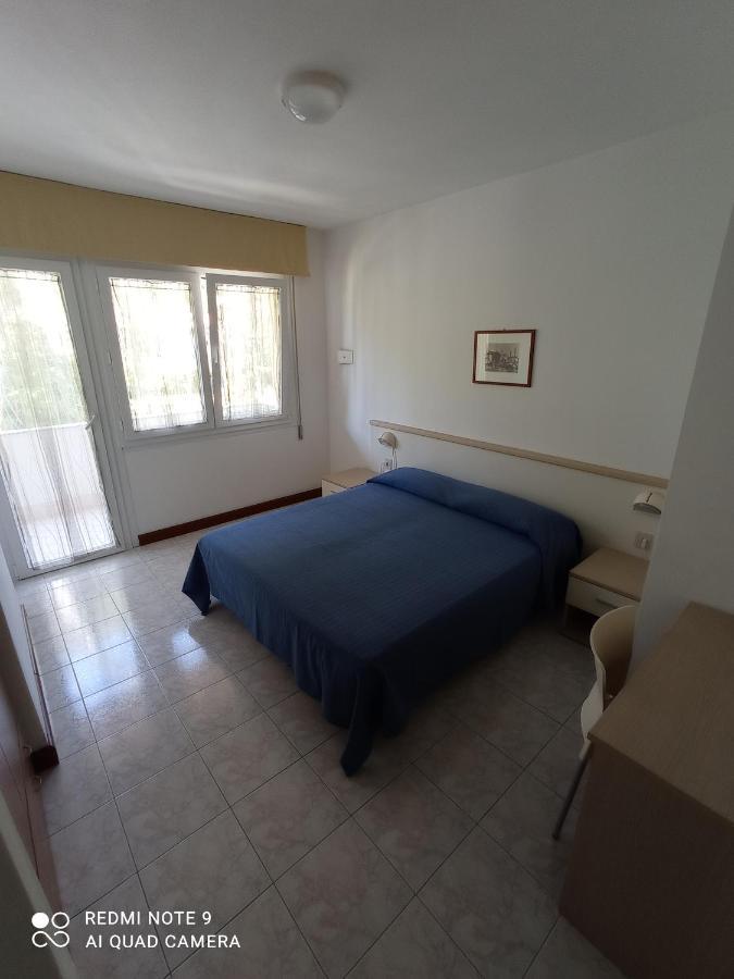 Villa Valeria Lignano Sabbiadoro Buitenkant foto