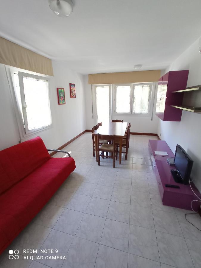 Villa Valeria Lignano Sabbiadoro Buitenkant foto