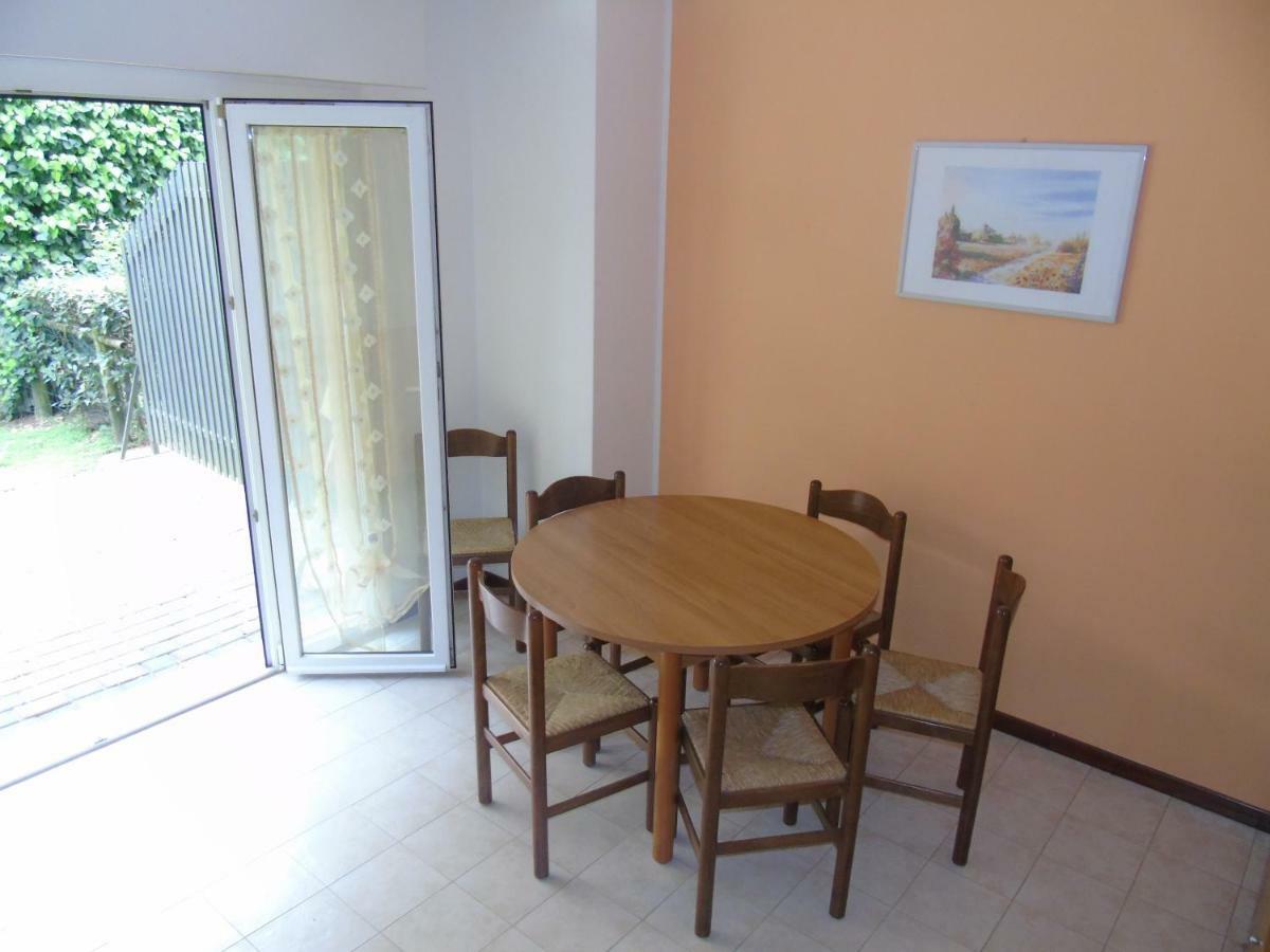 Villa Valeria Lignano Sabbiadoro Buitenkant foto